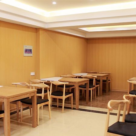 Greentree Inn Zhejiang Taizhou Tiantai Bus Station Express Hotel Exterior photo