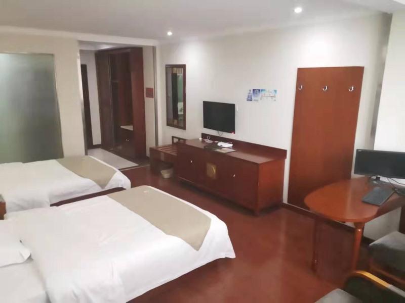 Greentree Inn Zhejiang Taizhou Tiantai Bus Station Express Hotel Exterior photo
