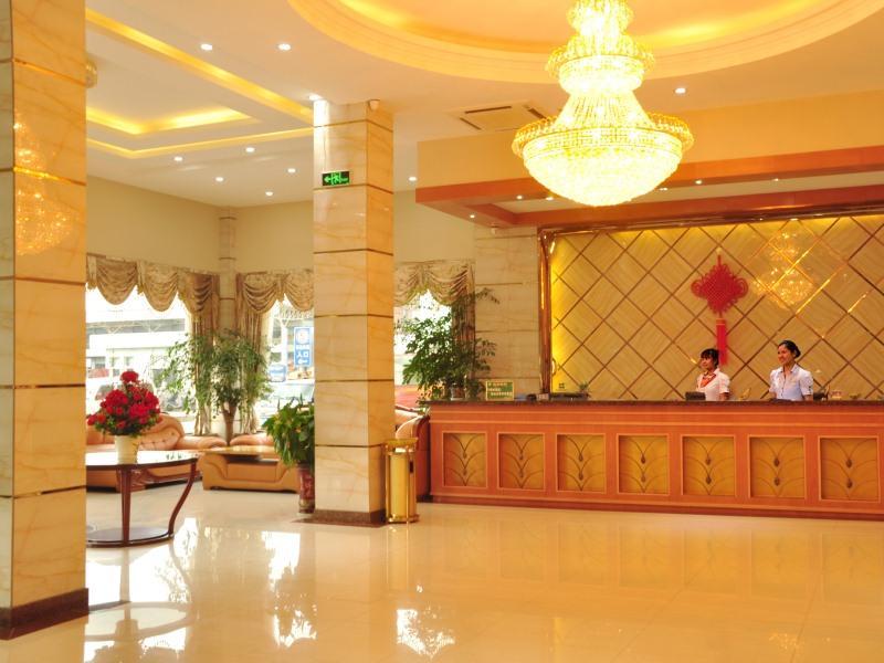 Greentree Inn Zhejiang Taizhou Tiantai Bus Station Express Hotel Exterior photo