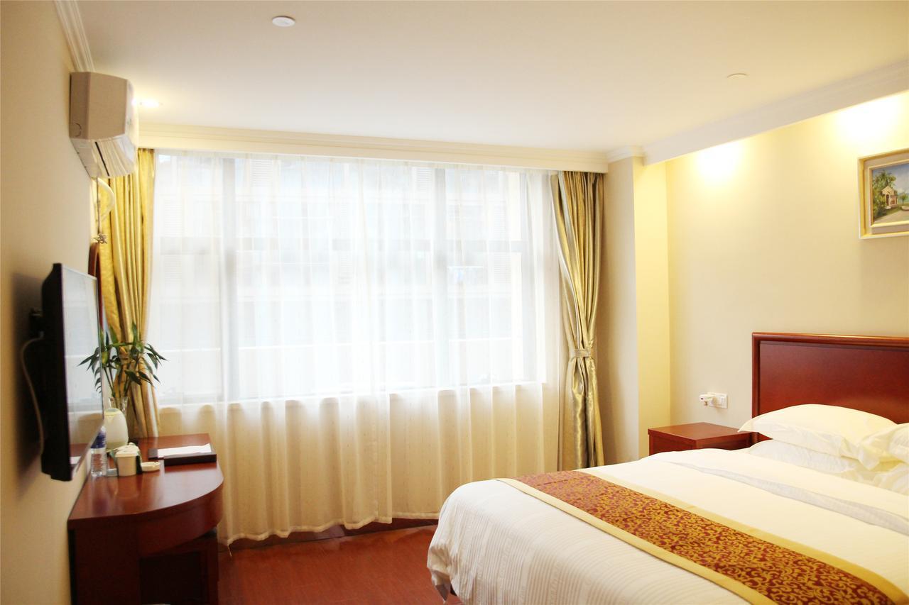 Greentree Inn Zhejiang Taizhou Tiantai Bus Station Express Hotel Exterior photo