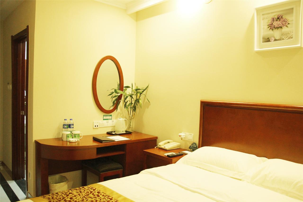 Greentree Inn Zhejiang Taizhou Tiantai Bus Station Express Hotel Exterior photo