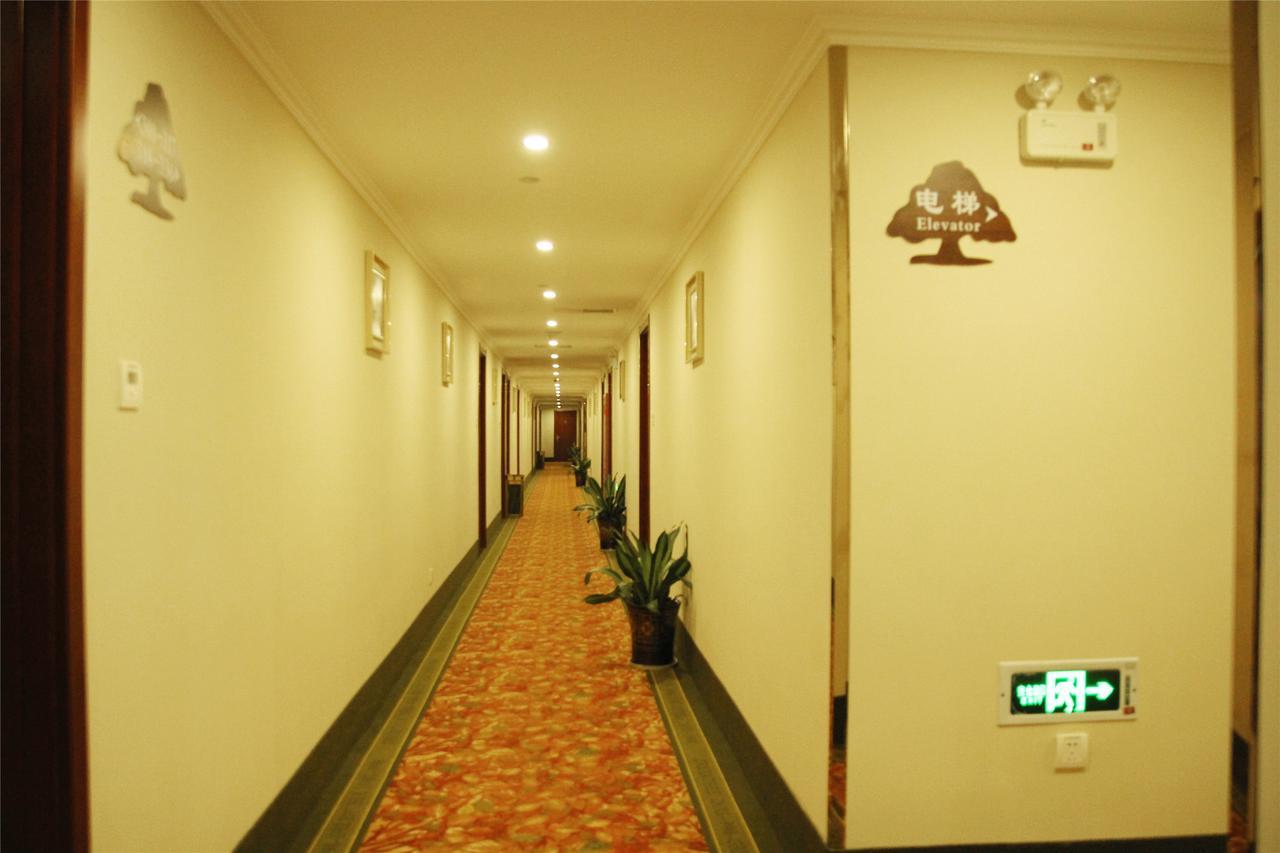 Greentree Inn Zhejiang Taizhou Tiantai Bus Station Express Hotel Exterior photo