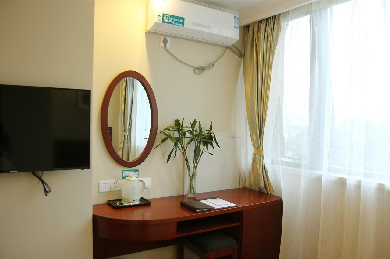 Greentree Inn Zhejiang Taizhou Tiantai Bus Station Express Hotel Exterior photo